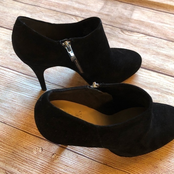 Vince Camuto Black Booties - Picture 9 of 10